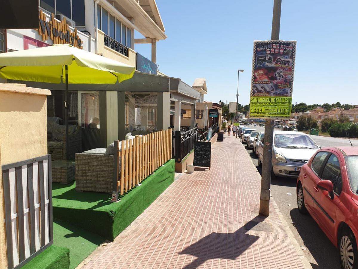 Amazing Villamartin House Sleeps 6 With Pool Villacosta Экстерьер фото